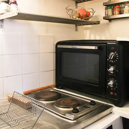 Cosy Close To Montmartre * 파리