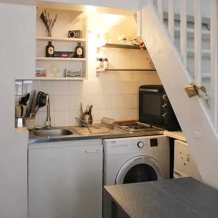 Cosy Close To Montmartre 아파트 *