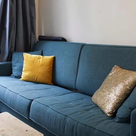 아파트 Cosy Close To Montmartre *